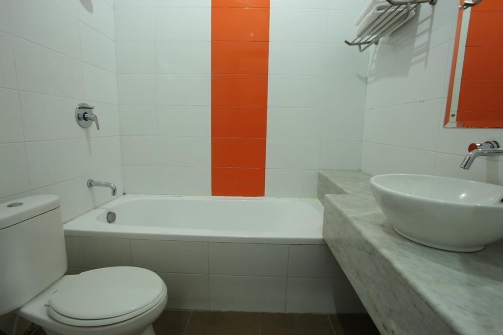 Reddoorz @ Pantai Cemara Sanur Hotel Ngoại thất bức ảnh