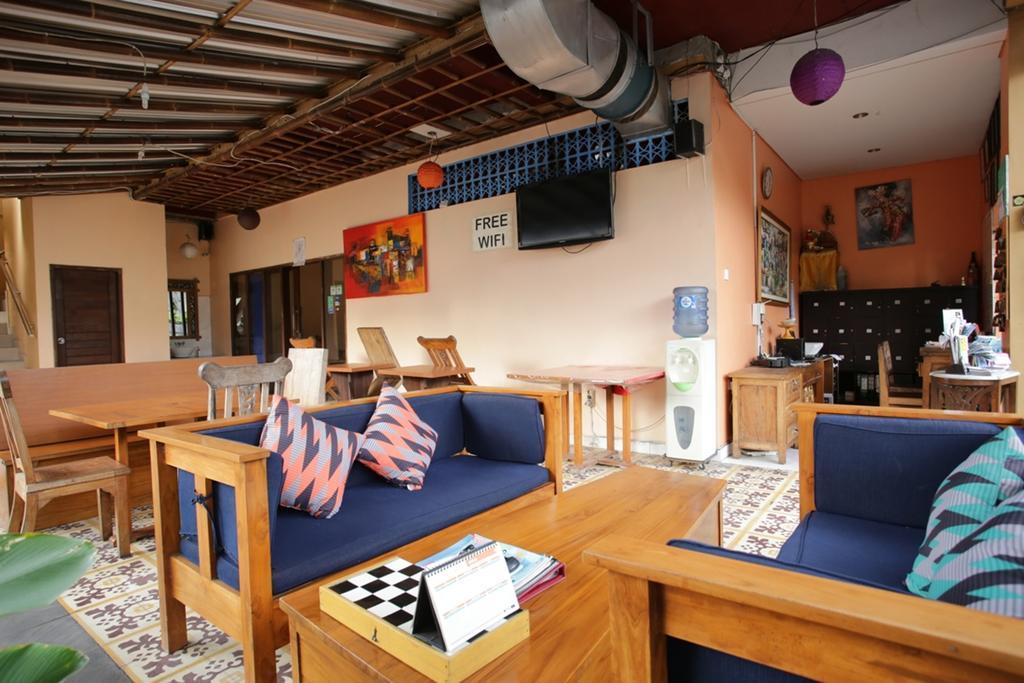 Reddoorz @ Pantai Cemara Sanur Hotel Ngoại thất bức ảnh